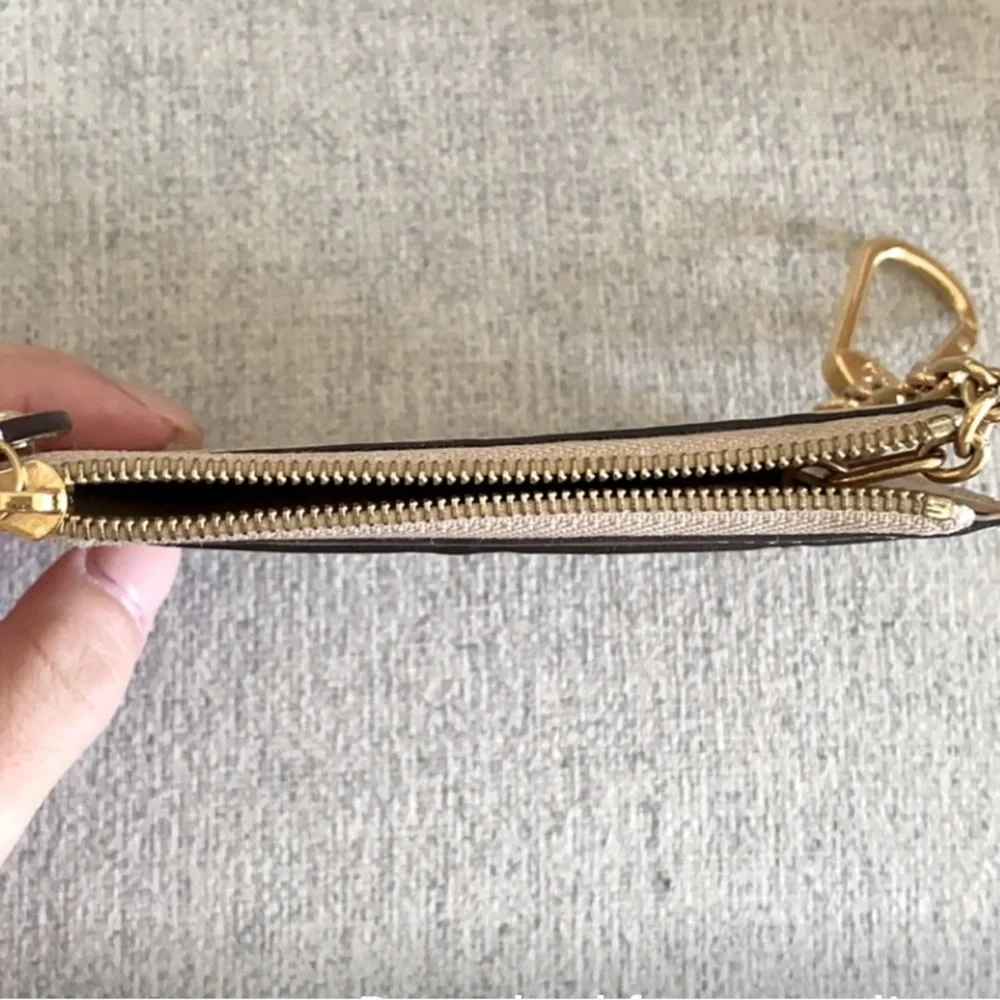 Authentic Beige Louis Vuitton Key Pouch - Picture 3 of 4
